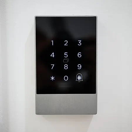 Mare Nostrum בית הארחה 3*